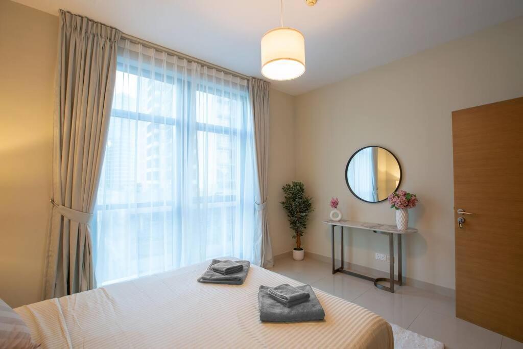 ドバイLux 1Br 2 Min To Burj Khalifaアパートメント エクステリア 写真