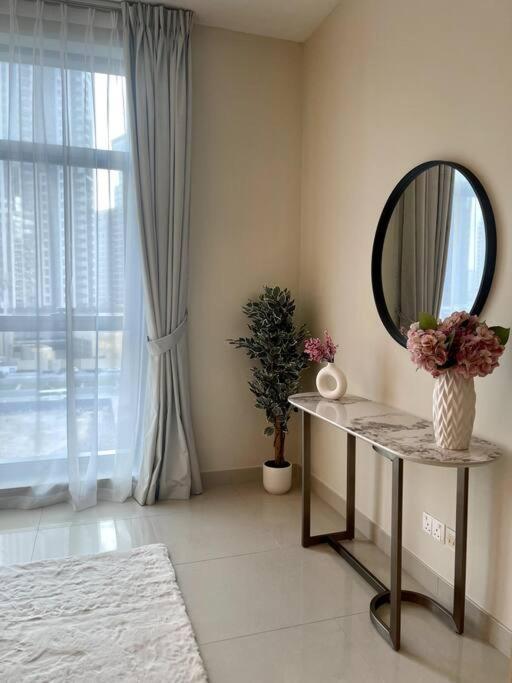 ドバイLux 1Br 2 Min To Burj Khalifaアパートメント エクステリア 写真